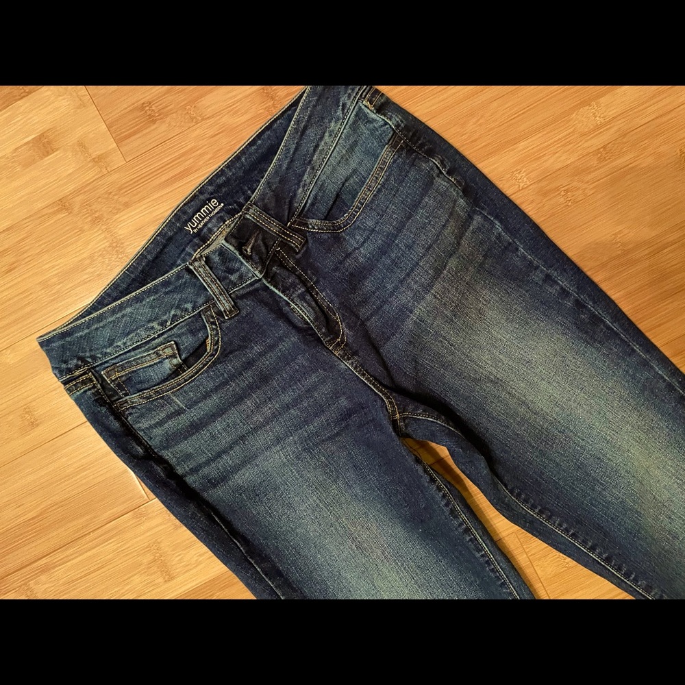 Yummie Bootcut Jeans size 29, excellent condition